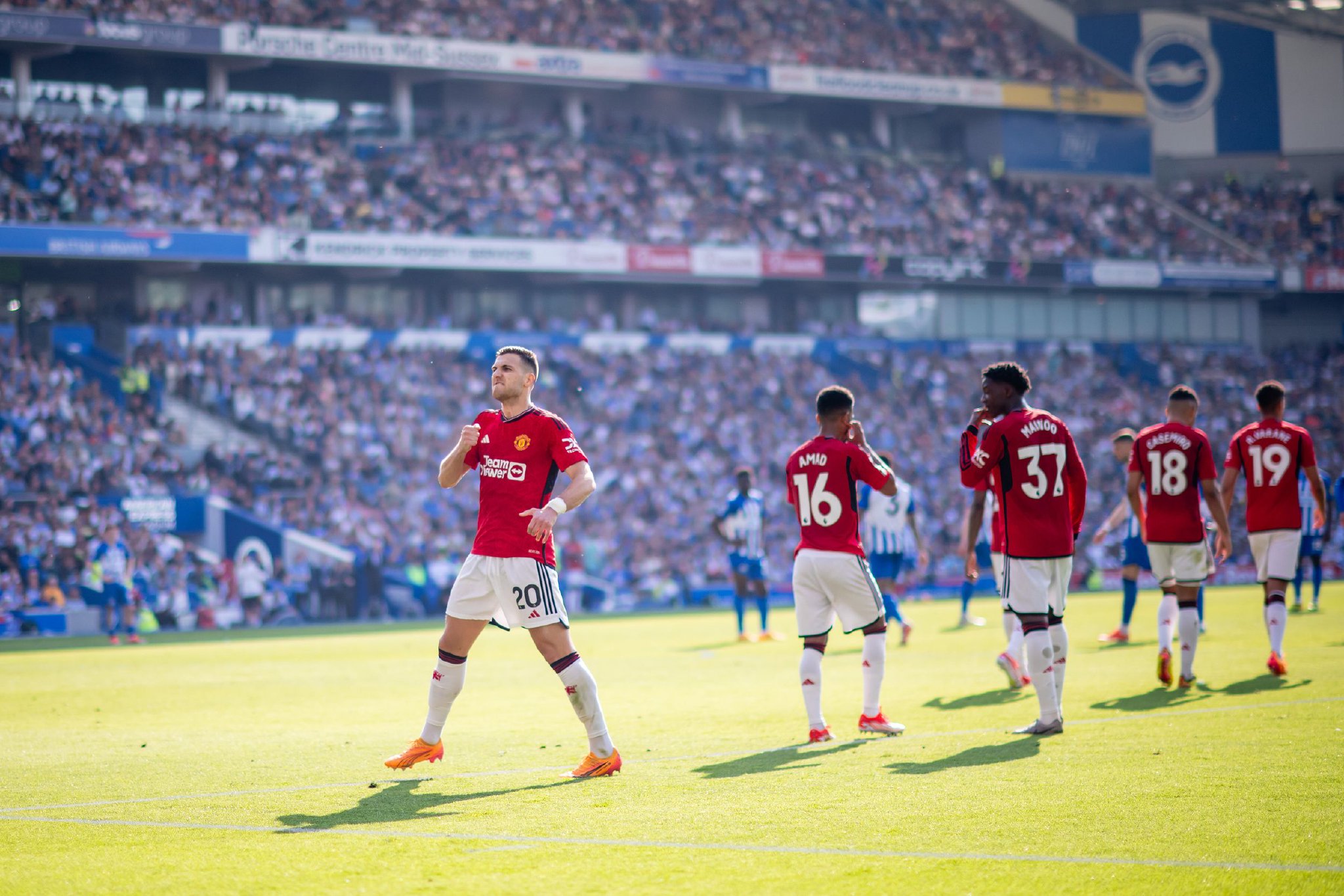 纽卡斯尔显 纽卡斯尔显